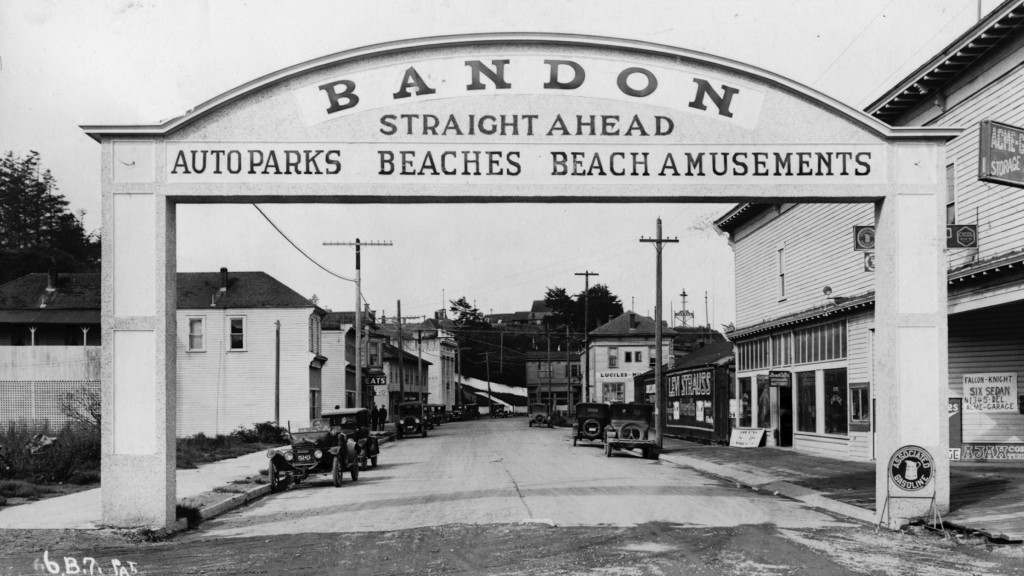 Bandon-arches-1928_Bandon-Historical-Society